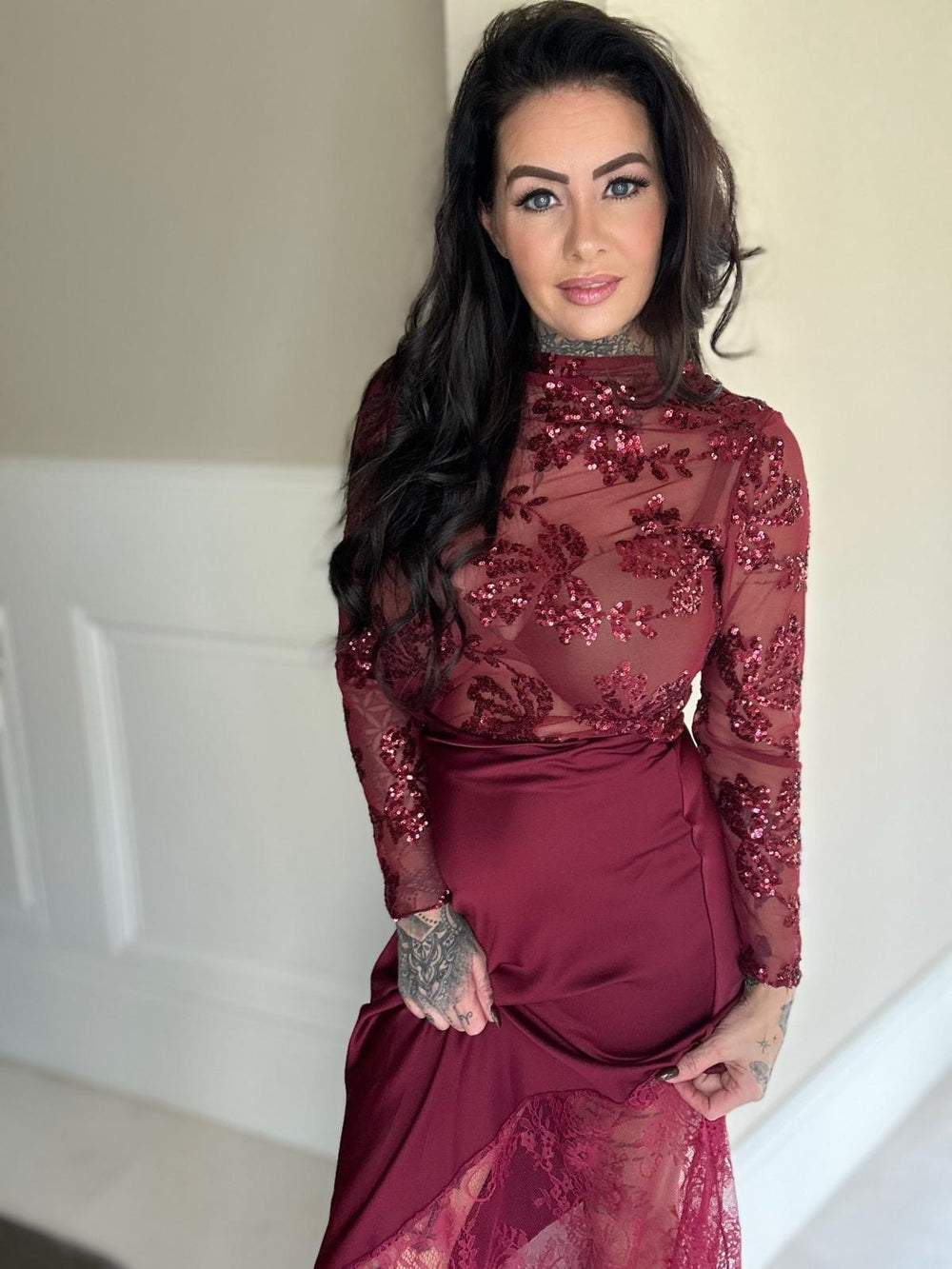 HOT ITEM mesh sequin embrodery top